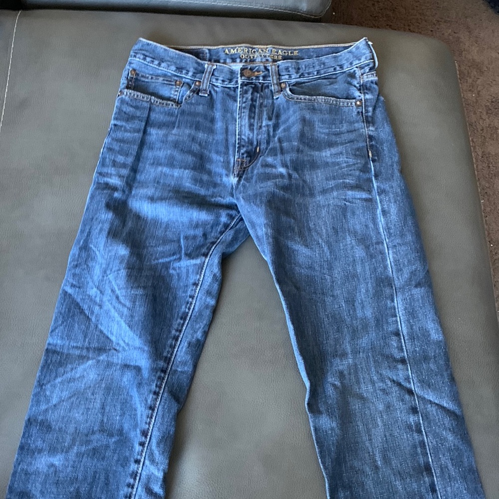 American eagle blue jeans